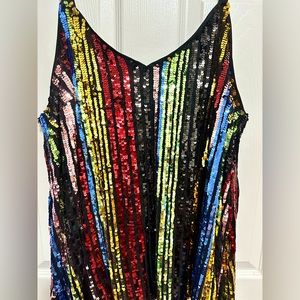 Torrid Iridescent sequin top size 1 . Swing v-neck cami NWT